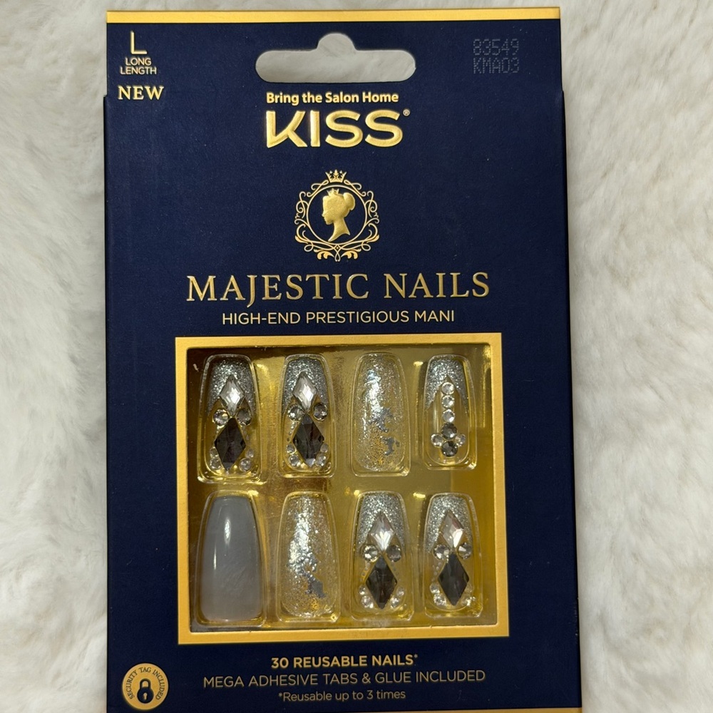 KISS Majestic Nails - Glittering Silver and Gray